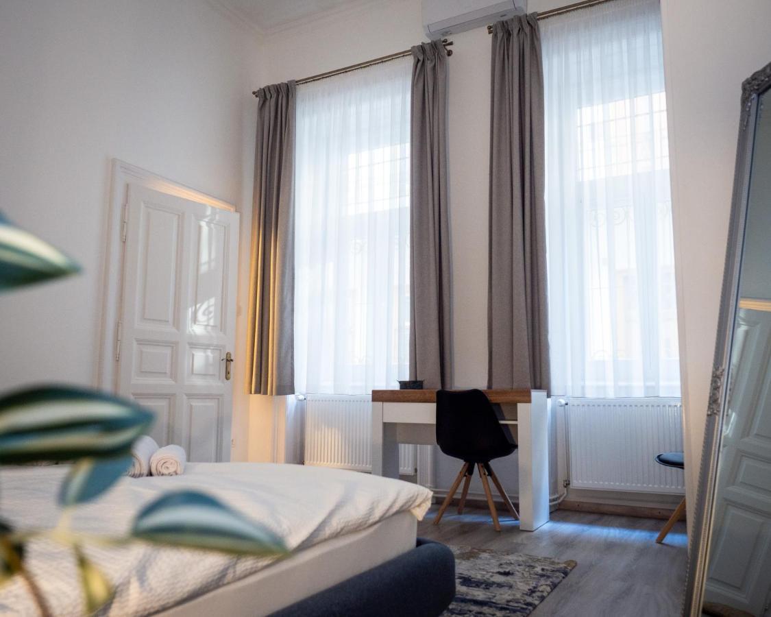 Апартаменти D52 - New In Downtown *